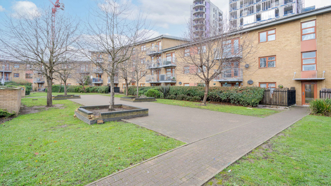 2 bedroom homes Cooke Street, Barking, Essex, IG11 7AF, IG11 7AF