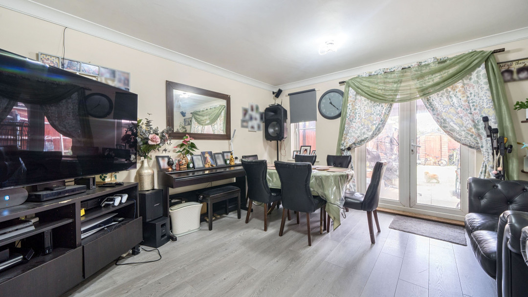 3 bedroom homes Tallow Close, RM9 6EU Homes for Londoners