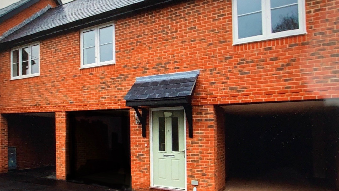 15 Sandyfields Lane, Colden Common, Winchester Hampshire homes for sale