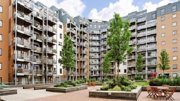 Flat 121 Seren Park Gardens