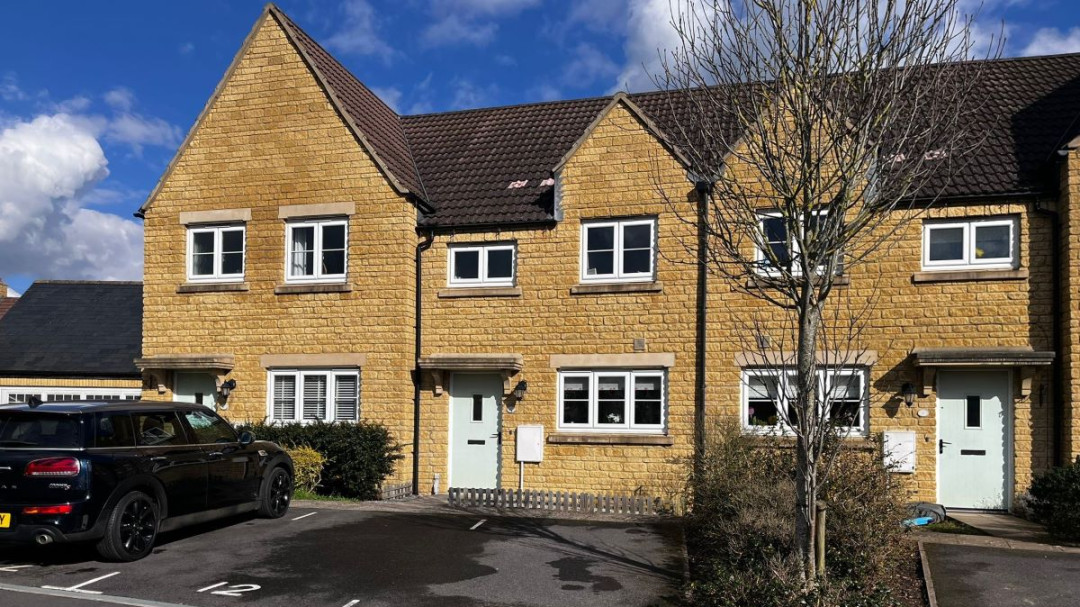 10 Whites Way, Sutton Benger Wiltshire homes for sale