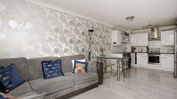 Flint Court, 160 Thornton Road