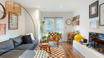 Flat 8 Preece Apartments Block B, 18-20 Waterfall Cottage