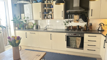 7 Gallagher House, London, E9 6SY