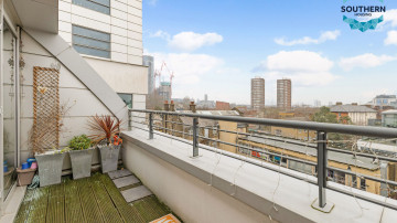 Flat 130 Empire Square South