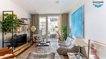 FLAT 202 Hargreaves Court, 4 Nicholson Square