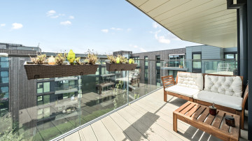 6 Hawthorne Crescent