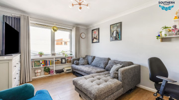 Flat 6 Old Market Court, 3 Crown Road, Sutton