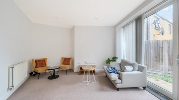 11 Shrewsbury Road (3270825)