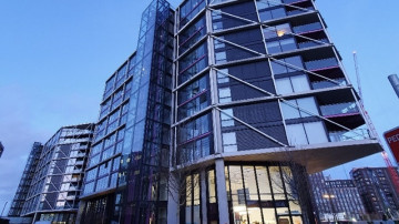 79, 6 Riverlight Quay