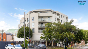 Apartment 2 Windsor House, Throwley Way, Sutton