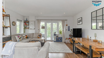 Preece Apartments Block B,18-20 Waterfall Cottages