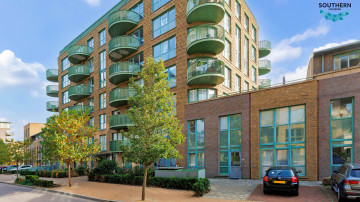 Flat 45 Deering House