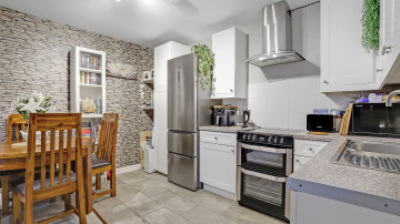 Centrillion Point, Mason's Ave