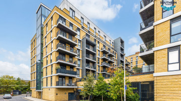 Flat 408 Atkins House, 66 Roden Street, Ilford,