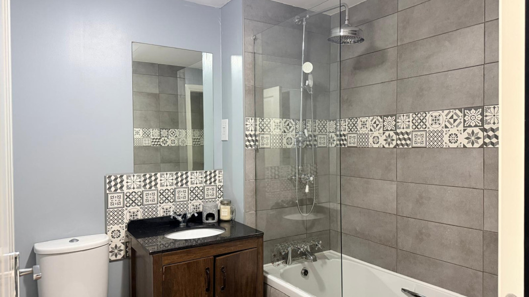 Grassendale Avenue, North Prospect